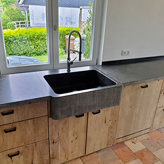 Küche Waschbecken und Arbeisplatte aus Naturstein natursteinwolf